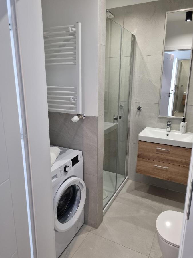 Jbhotels Apartament Comfort Hanza Tower Szczecin Exteriör bild