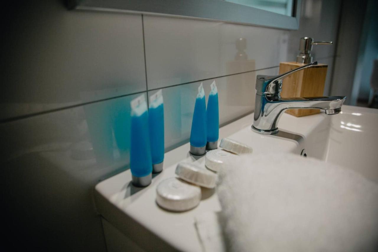Jbhotels Apartament Comfort Hanza Tower Szczecin Exteriör bild